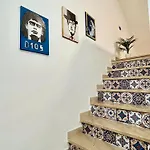 Oikos * Napels